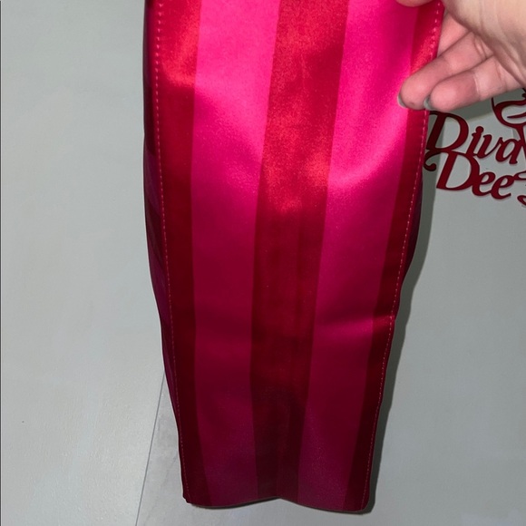 Victoria's Secret Fuchsia Striped Tote - Picture 5 of 8
